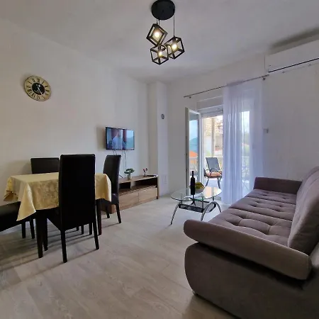 Vistarelax Daire Trebin